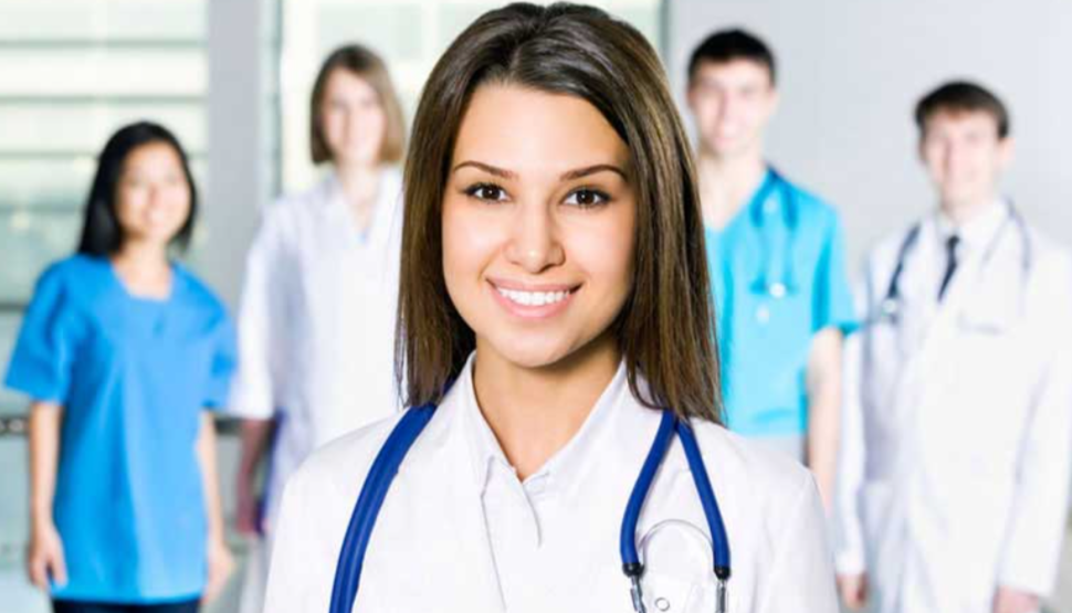 Masters in Nursing Degree Expands Career Opportunities and Enhances Clinical Expertise